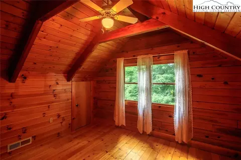 377 Candy Ln, Boone, NC 28607 photo 19