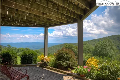 457 Skiview Rd, Seven Devils, NC 28604 photo 30