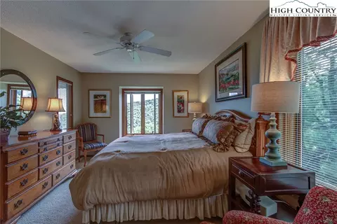 457 Skiview Rd, Seven Devils, NC 28604 photo 19