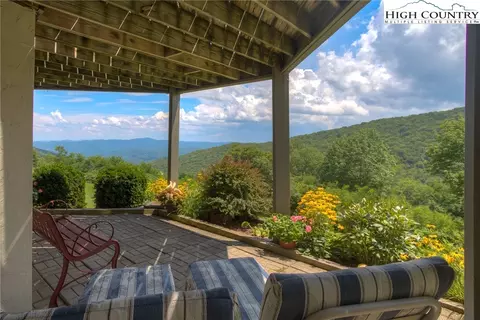 457 Skiview Rd, Seven Devils, NC 28604 photo 27