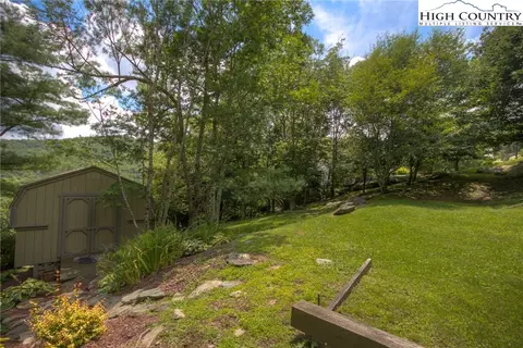 457 Skiview Rd, Seven Devils, NC 28604 photo 37