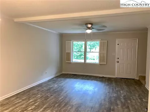 3989 Plum St, Conover, NC 28613 photo 5