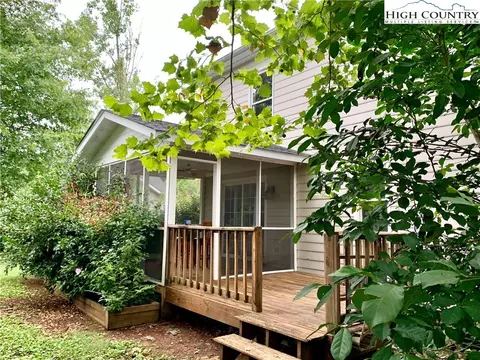 3989 Plum St, Conover, NC 28613 photo 15