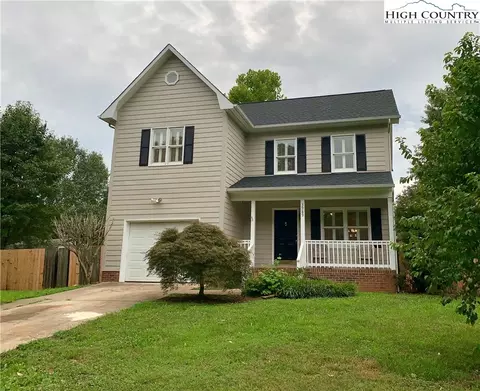 3989 Plum St, Conover, NC 28613 photo 1