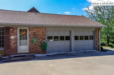 105 Wiley St, Jefferson, NC 28640 photo 7