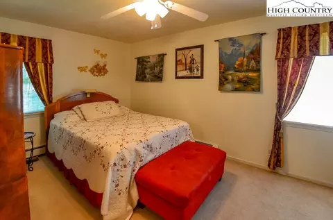 105 Wiley St, Jefferson, NC 28640 photo 24