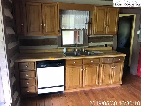 152 Franks Fork Rd, Boone, NC 28607 photo 4