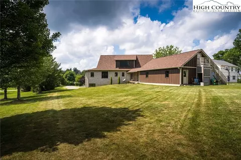 124 Cheyenne Ln, Boone, NC 28607 photo 11