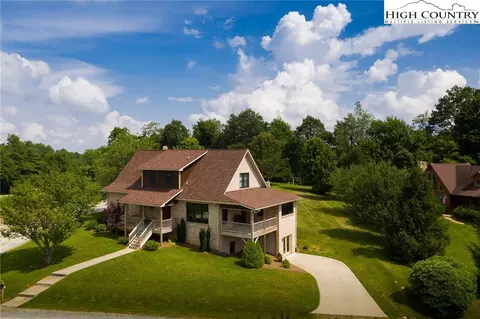 124 Cheyenne Ln, Boone, NC 28607 photo 2