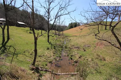 1111 Maple Rd, Independence, VA 24348 photo 28