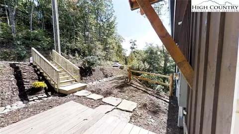 246 Boulder Springs Rd, Boone, NC 28607 photo 4