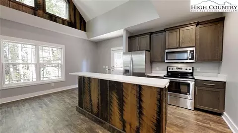 246 Boulder Springs Rd, Boone, NC 28607 photo 5