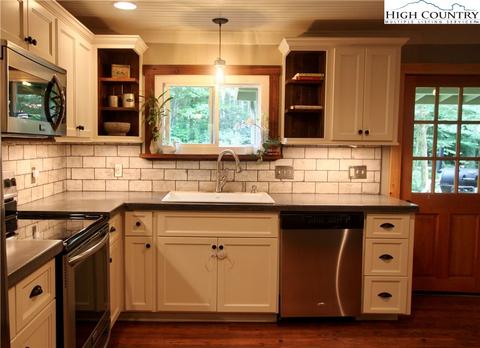 417 Calloway Rd, Boone, NC 28607 photo 5