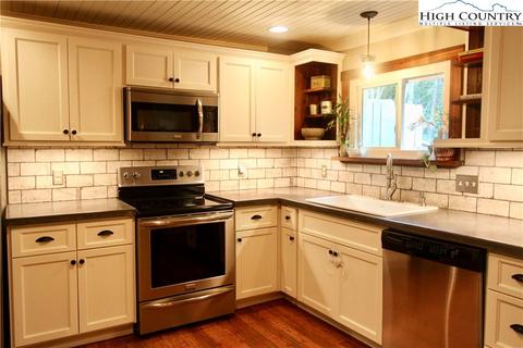 417 Calloway Rd, Boone, NC 28607 photo 4