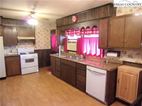 755 John Baker Rd, Crumpler, NC 28617 photo 19