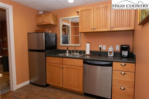 175 Cedarbrook Ln, Sparta, NC 28675 photo 32