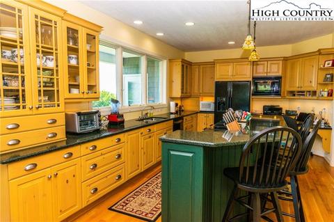 175 Cedarbrook Ln, Sparta, NC 28675 photo 7