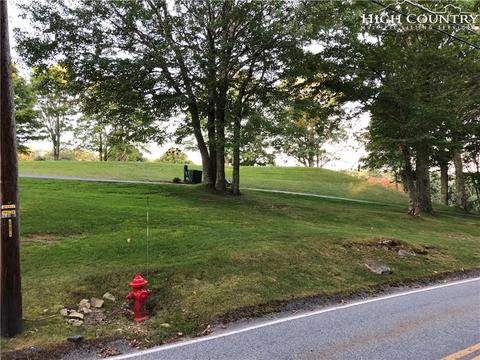 210 Grassy Gap Loop Rd, Beech Mountain, NC 28604 photo 9
