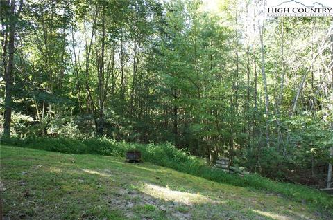 449 High Knolls Ln, Deep Gap, NC 28618 photo 11