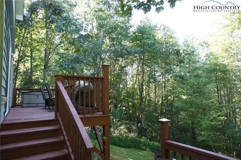 449 High Knolls Ln, Deep Gap, NC 28618 photo 9