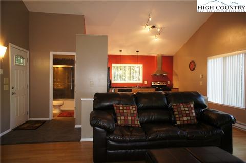 449 High Knolls Ln, Deep Gap, NC 28618 photo 14