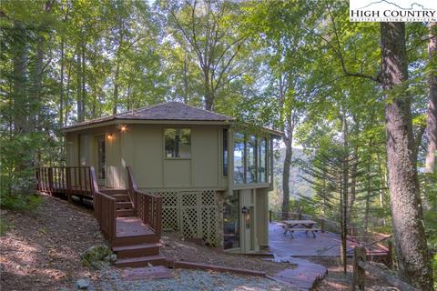 1202 Hickory, Boone, NC 28607 photo 1