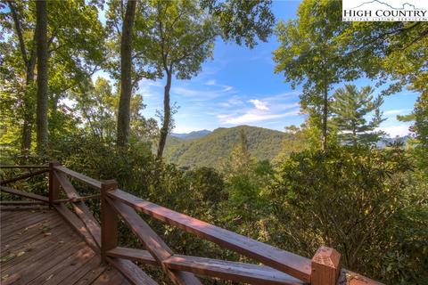 1202 Hickory, Boone, NC 28607 photo 2