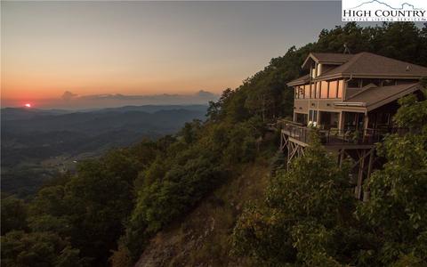 870 Saddle Rd, Boone, NC 28607 photo 2