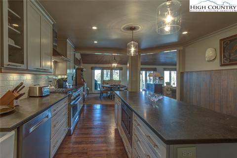 1236 Hickory, Boone, NC 28607 photo 14
