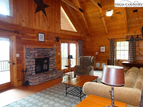 929 Cascade Trl, Fancy Gap, VA 24328 photo 6
