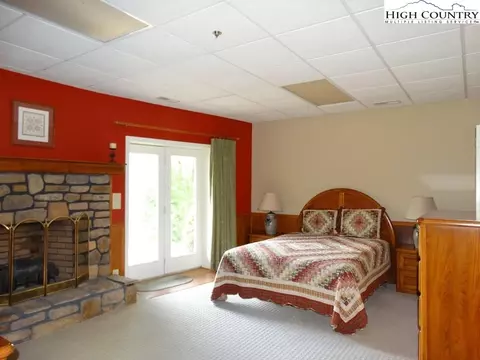 929 Cascade Trl, Fancy Gap, VA 24328 photo 19