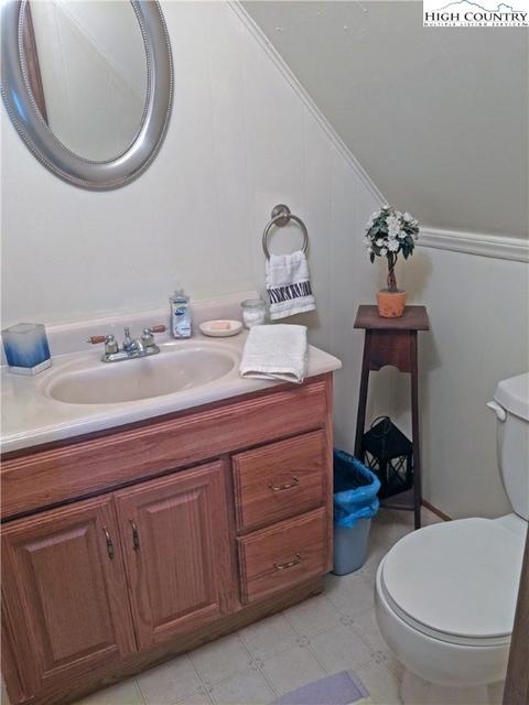 150 Saddle Ln, Deep Gap, NC 28618 photo 21