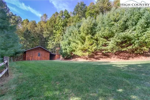 322 Owl Rest Ln, Deep Gap, NC 28618 photo 9
