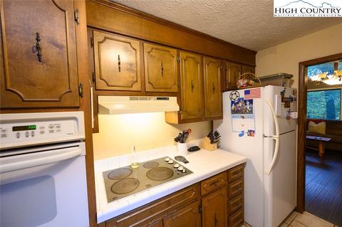 855 Eagle Dr, Boone, NC 28607 photo 17