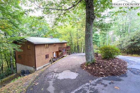 855 Eagle Dr, Boone, NC 28607 photo 3