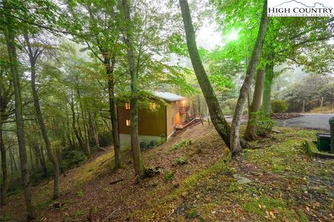 855 Eagle Dr, Boone, NC 28607 photo 2
