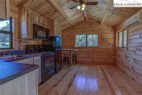 358 Buttons Ln, Sparta, NC 28675 photo 12