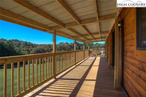 358 Buttons Ln, Sparta, NC 28675 photo 8
