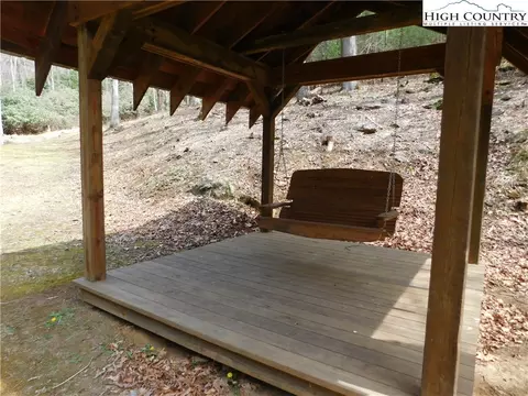 358 Buttons Ln, Sparta, NC 28675 photo 19