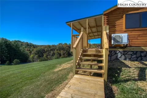 358 Buttons Ln, Sparta, NC 28675 photo 7