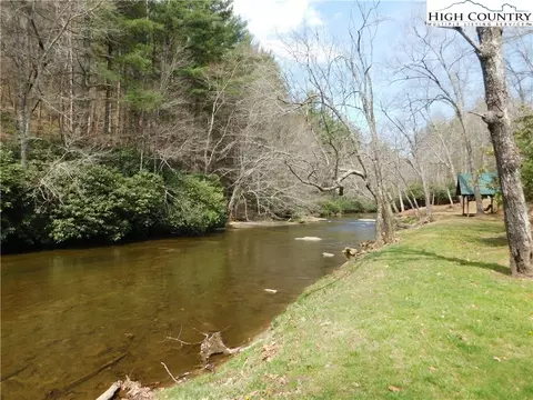 358 Buttons Ln, Sparta, NC 28675 photo 21