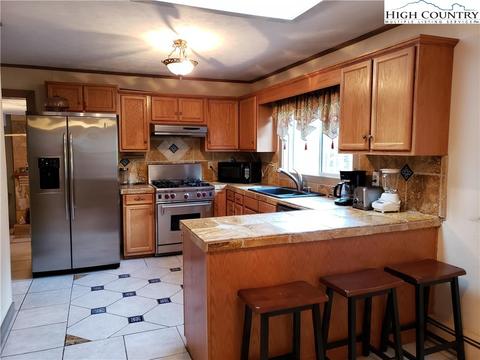 1815 Hardin Rd, Boone, NC 28607 photo 7