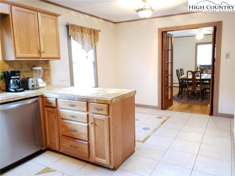 1815 Hardin Rd, Boone, NC 28607 photo 8
