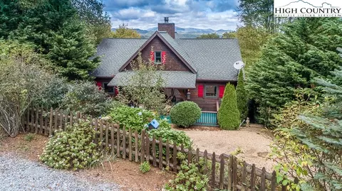 285 Talon Dr, Deep Gap, NC 28618 photo 2