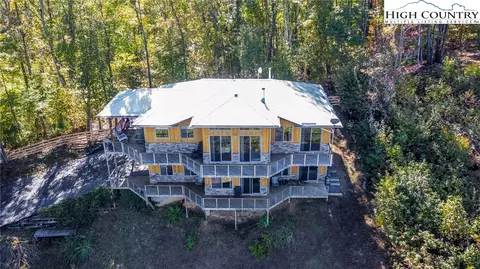 895 Little Windfall Rd, Lansing, NC 28643 photo 1