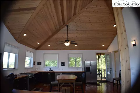 895 Little Windfall Rd, Lansing, NC 28643 photo 20