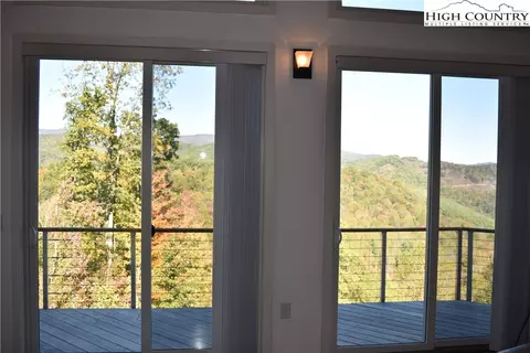 895 Little Windfall Rd, Lansing, NC 28643 photo 14