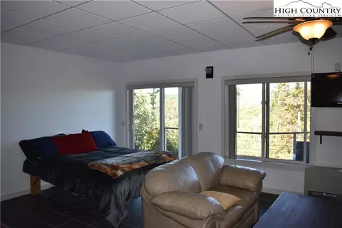 895 Little Windfall Rd, Lansing, NC 28643 photo 39