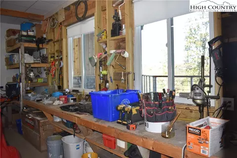 895 Little Windfall Rd, Lansing, NC 28643 photo 44