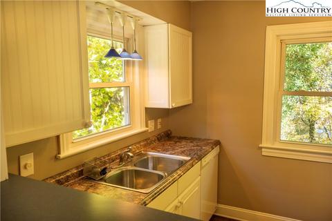 331 Highland Ave, Boone, NC 28607 photo 7